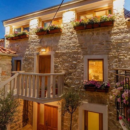 Stone House Luxury Rooms سبليت المظهر الخارجي الصورة