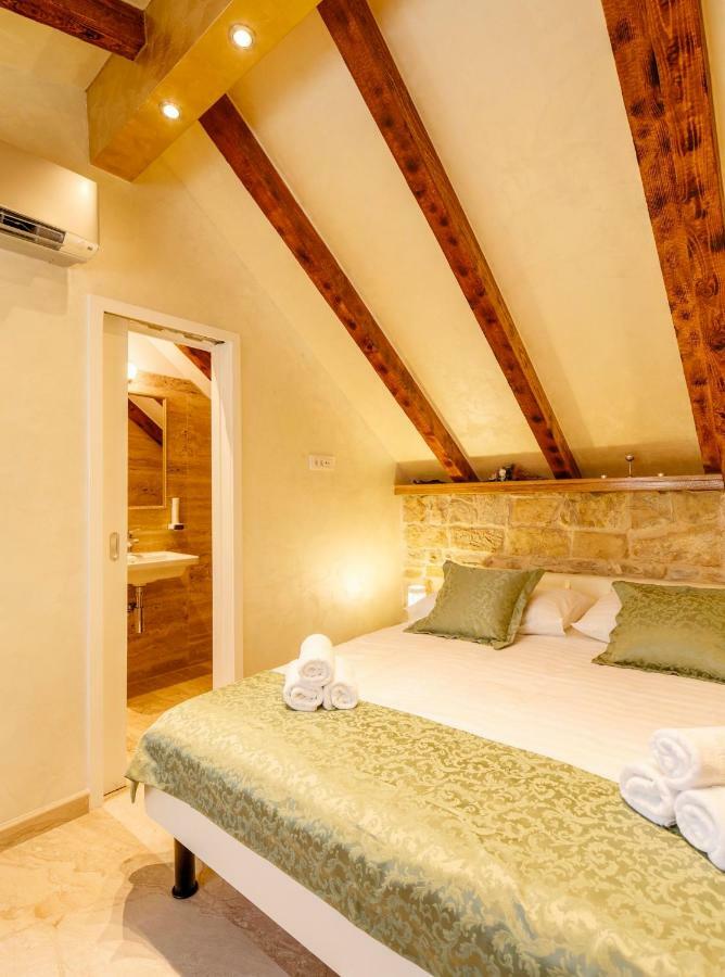 Stone House Luxury Rooms سبليت المظهر الخارجي الصورة