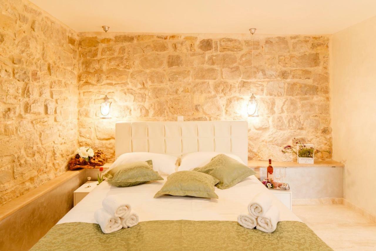Stone House Luxury Rooms سبليت المظهر الخارجي الصورة