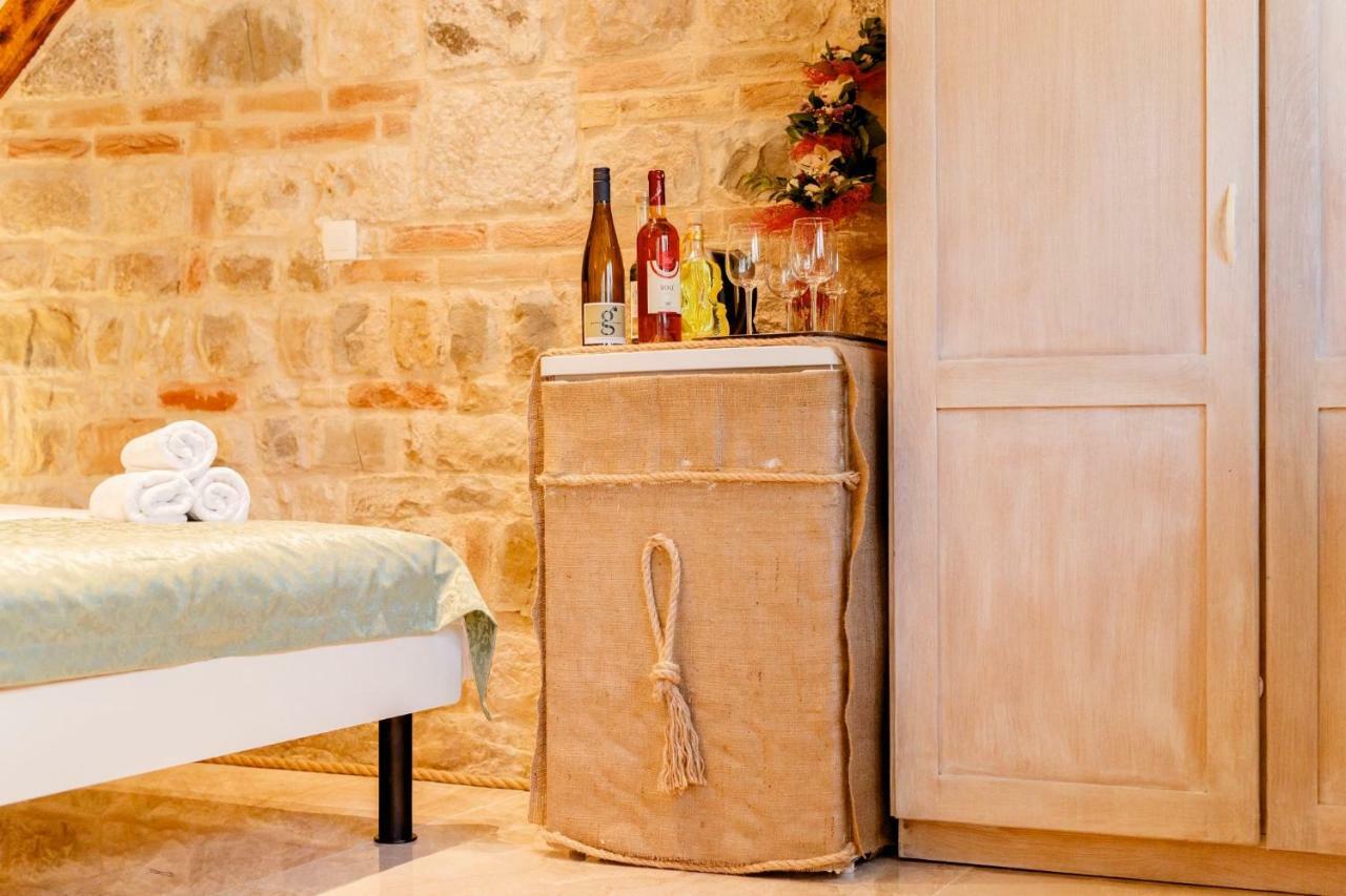 Stone House Luxury Rooms سبليت المظهر الخارجي الصورة