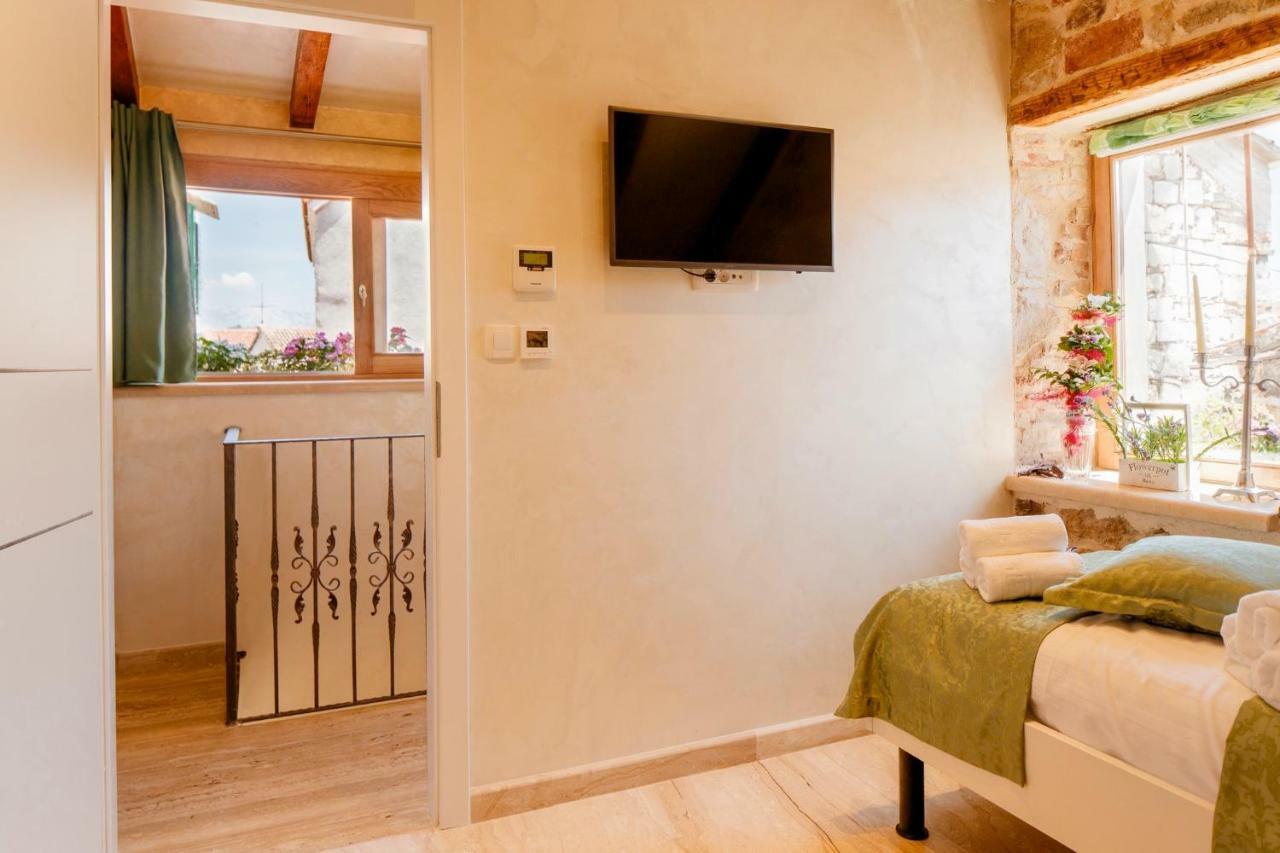 Stone House Luxury Rooms سبليت المظهر الخارجي الصورة