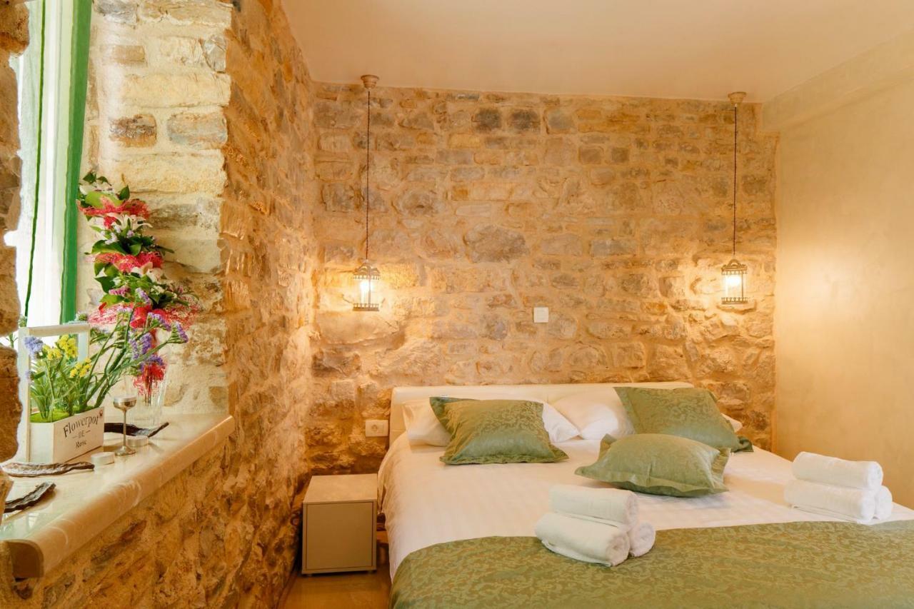 Stone House Luxury Rooms سبليت المظهر الخارجي الصورة